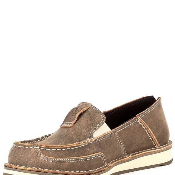 Ariat Cruisers • Vintage Bombers - Picture 4 of 8